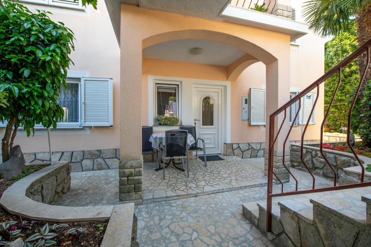 Apartments Melita Crikvenica Eksteriør bilde