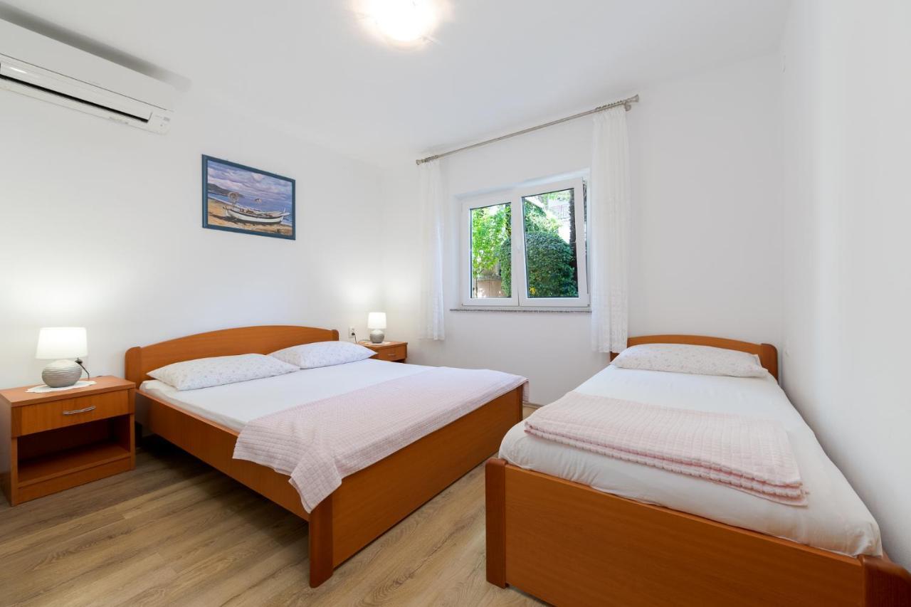 Apartments Melita Crikvenica Eksteriør bilde